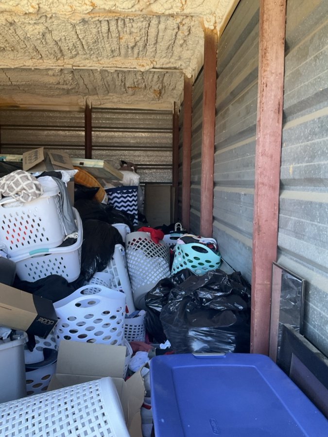 10 x 20 storage unit in Louisville, KY