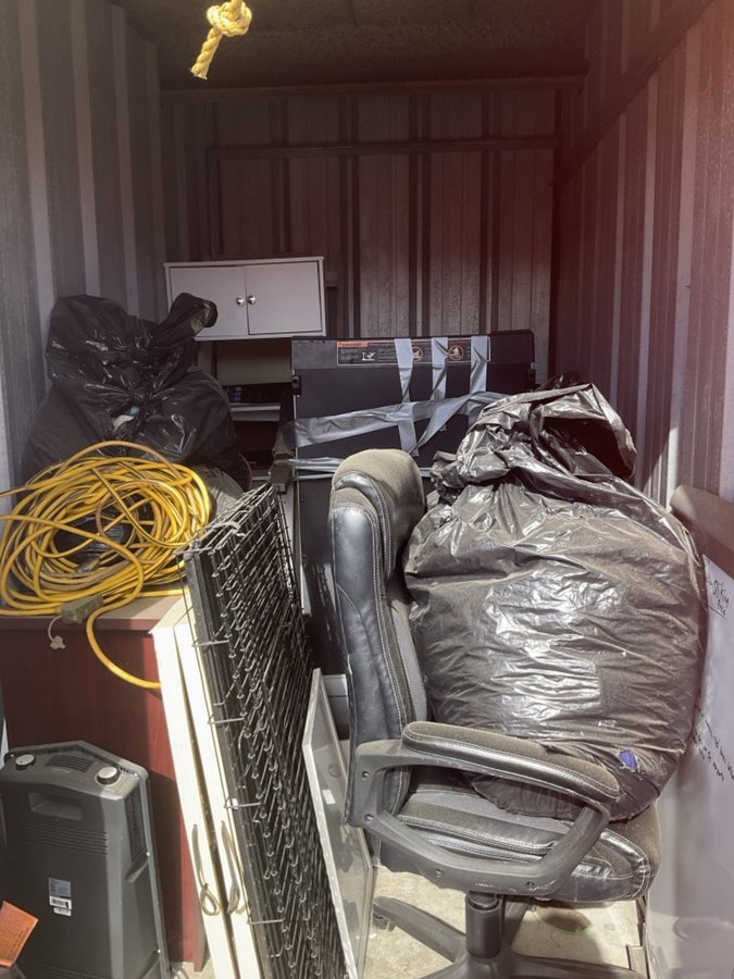 5 x 10 storage unit in Louisville, KY