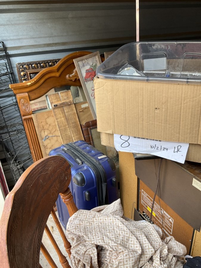 30 x 10 storage unit in Mobile, AL