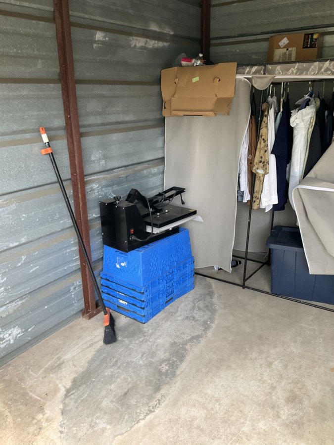 10 x 10 storage unit in Mobile, AL