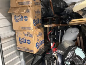 10 x 10 storage unit in Mobile, AL