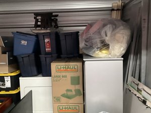10 x 10 unit in Louisville