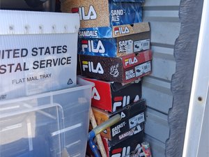 10 x 25 storage unit in Baltimore, MD