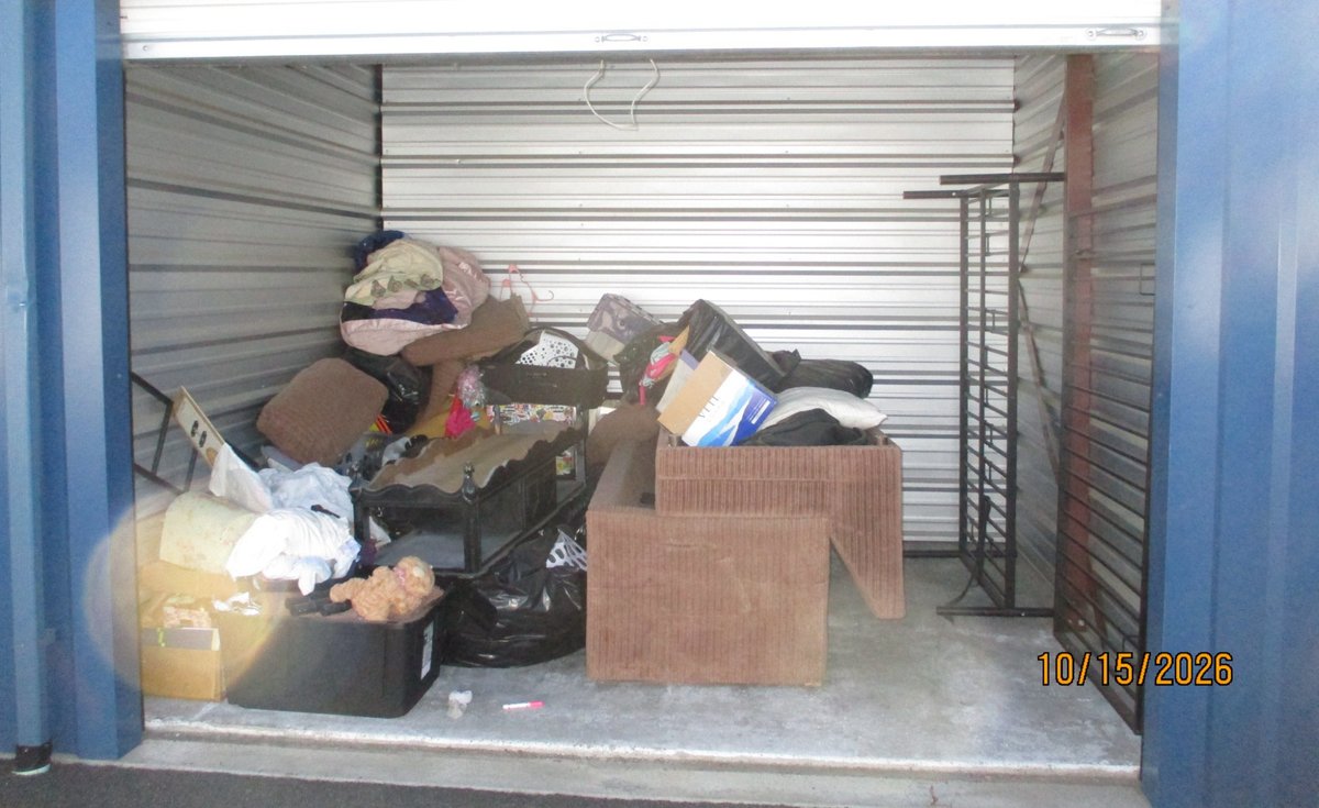 12 x 10 storage unit in Spokane, WA