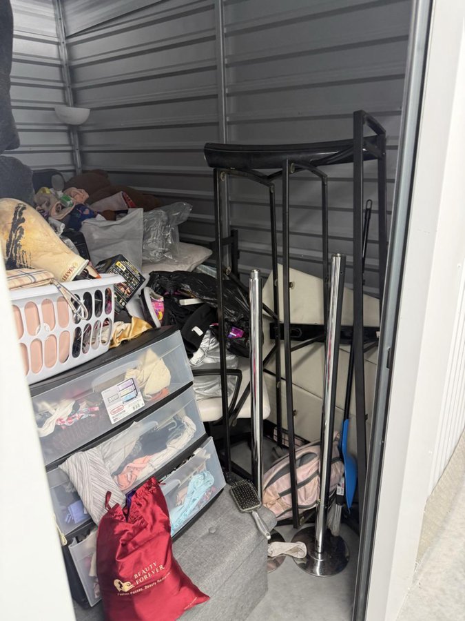 7 x 10 storage unit in Lafayette, IN
