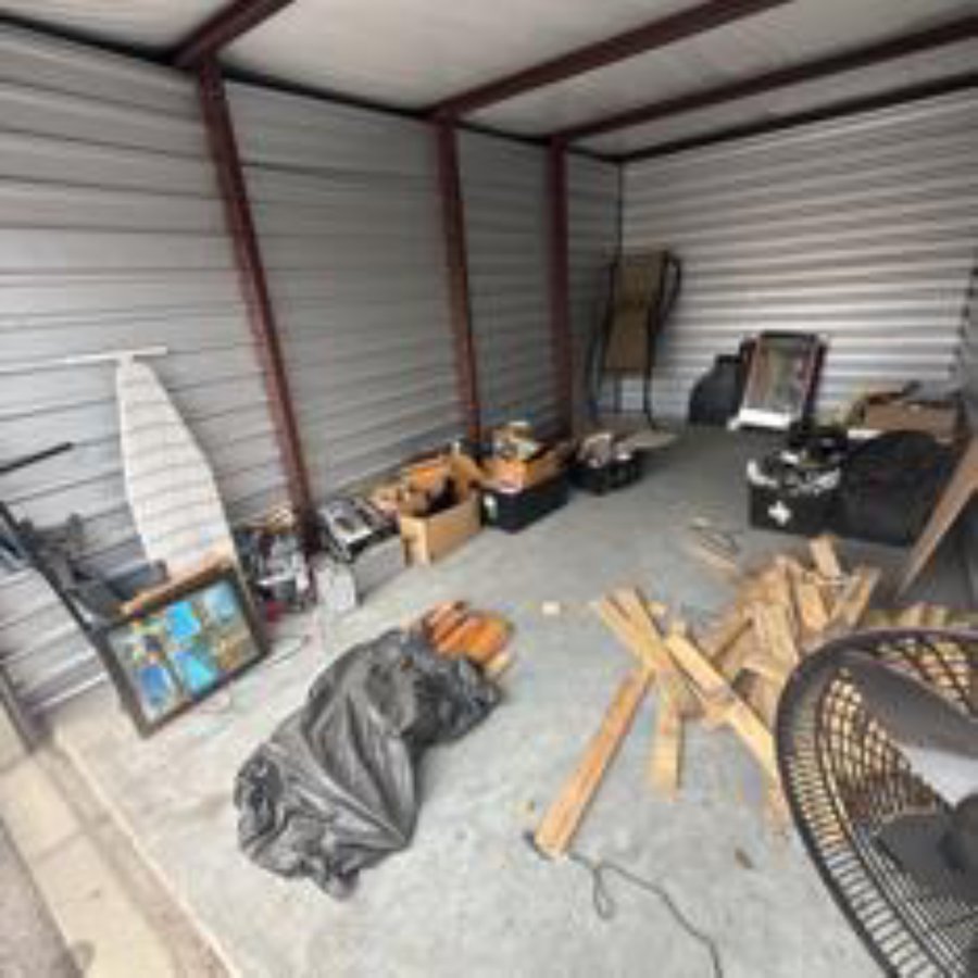 10 x 20 storage unit in Lafayette, IN