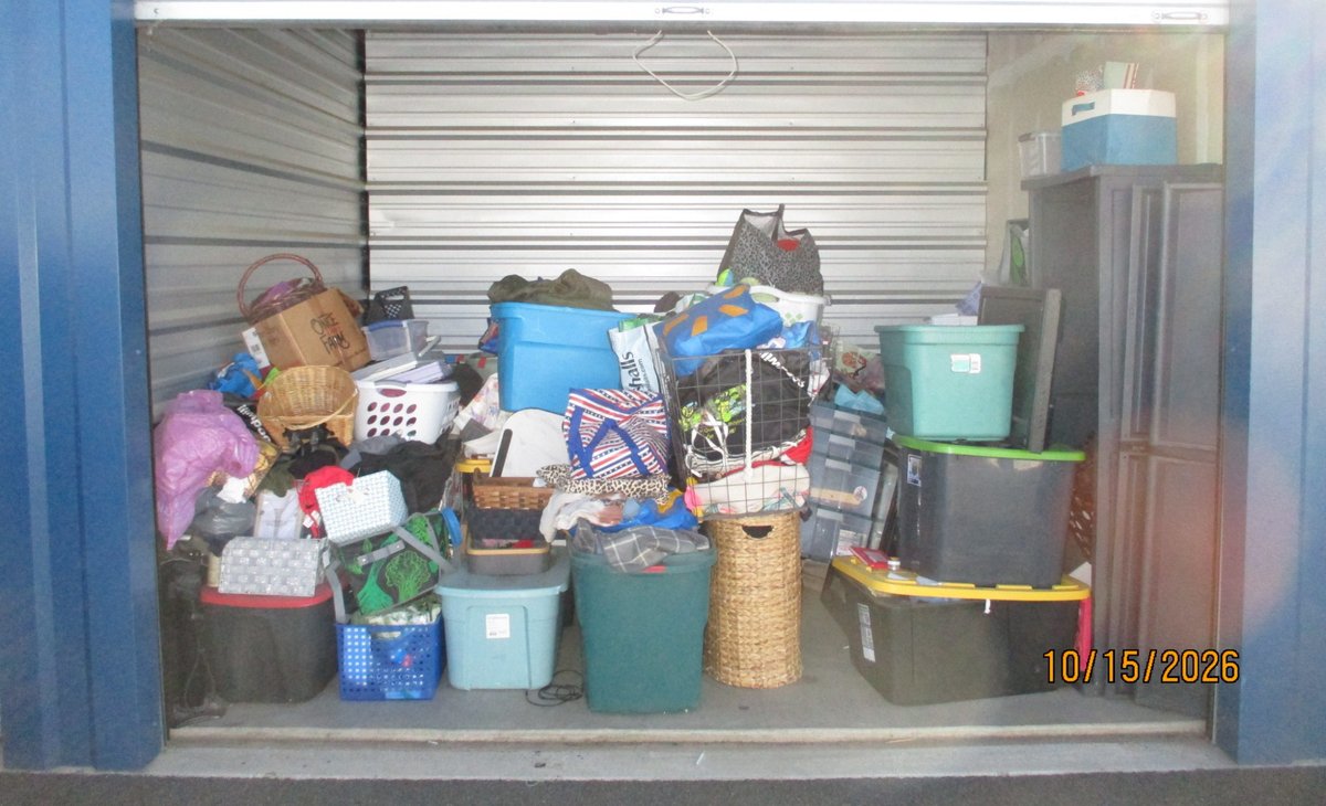 12 x 10 storage unit in Spokane, WA