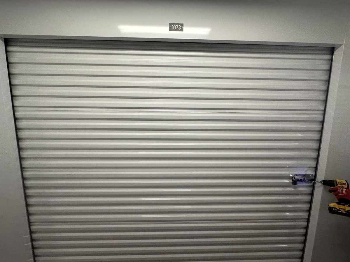 10 x 20 storage unit in Minneapolis, MN