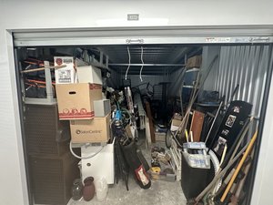10 x 20 storage unit in Minneapolis, MN