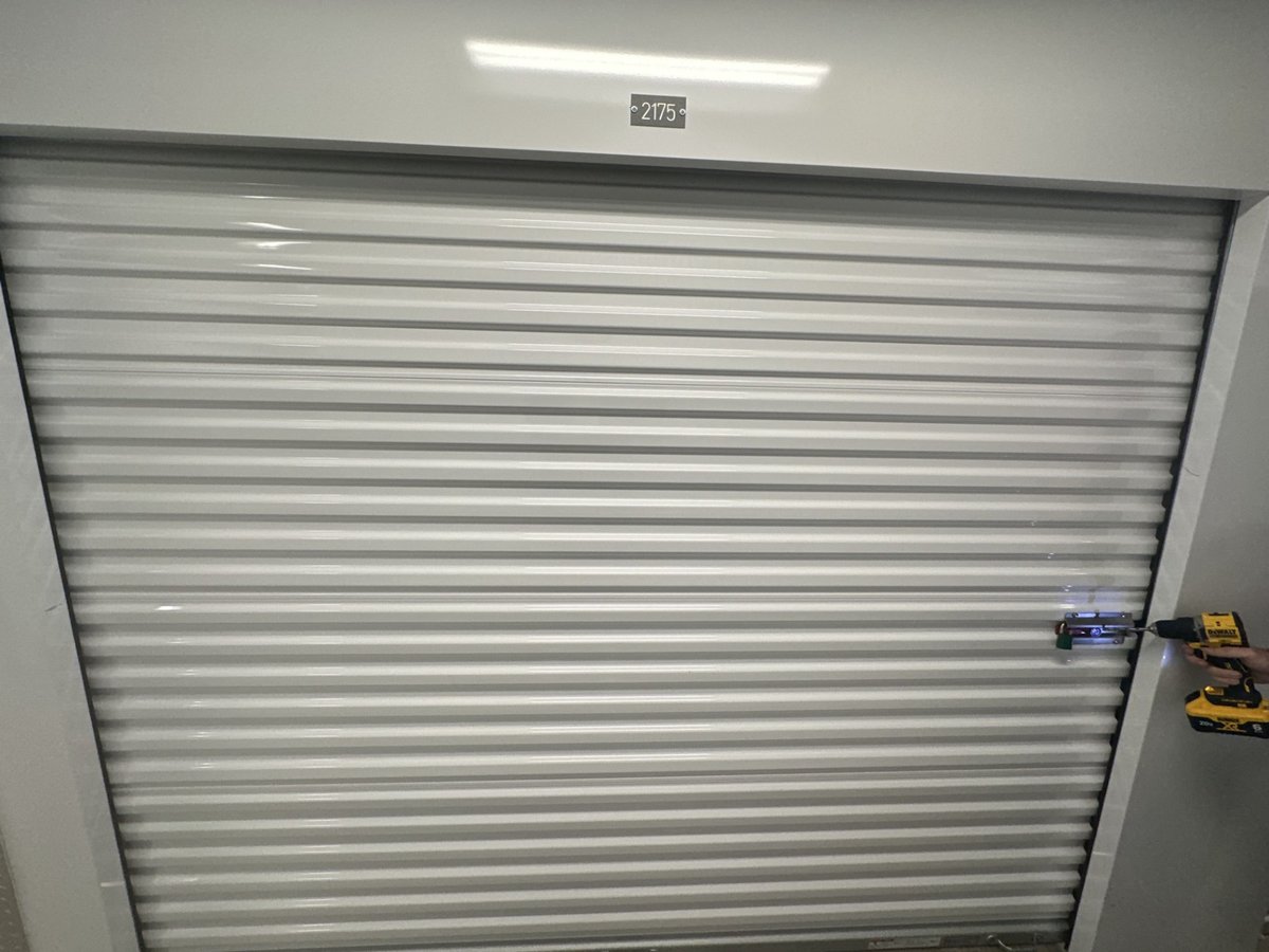 10 x 5 storage unit in Minneapolis, MN