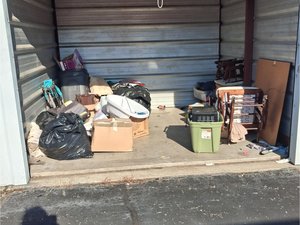 10 x 10 storage unit in Evansville, IN
