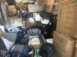 10 x 30 storage unit in Wildwood, FL