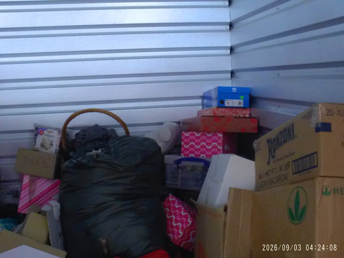 10 x 10 storage unit in Bronx, NY