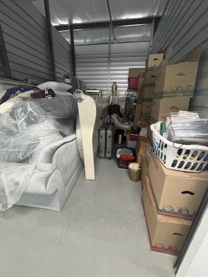 10 x 15 storage unit in Winter Haven, FL