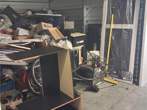 10 x 10 storage unit in Evansville, IN