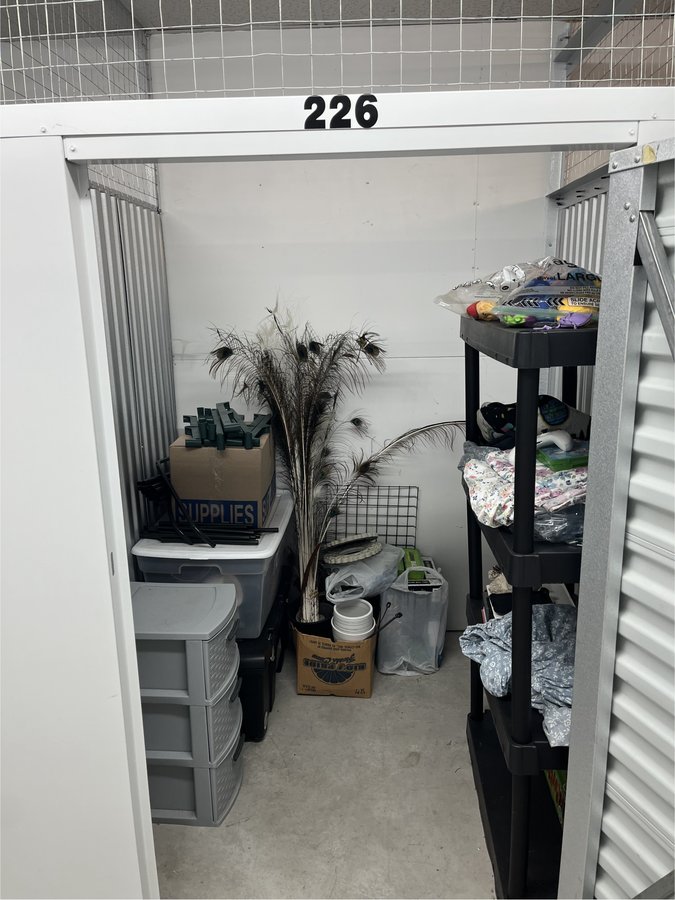 5 x 5 storage unit in Murray, KY