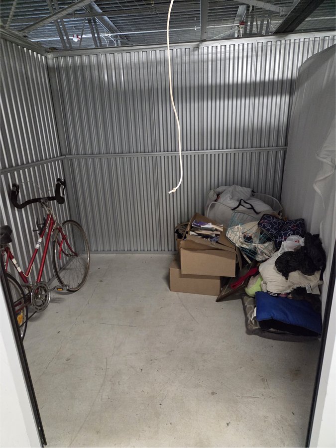 10 x 8 storage unit in Lansing, MI