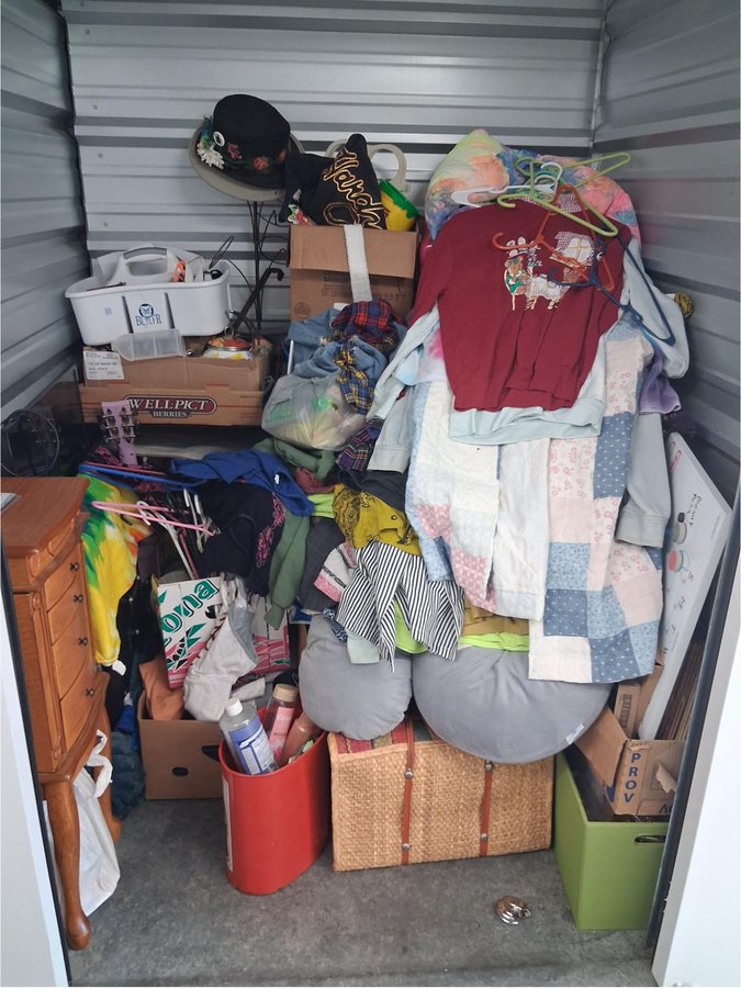5 x 5 storage unit in Evansville, IN