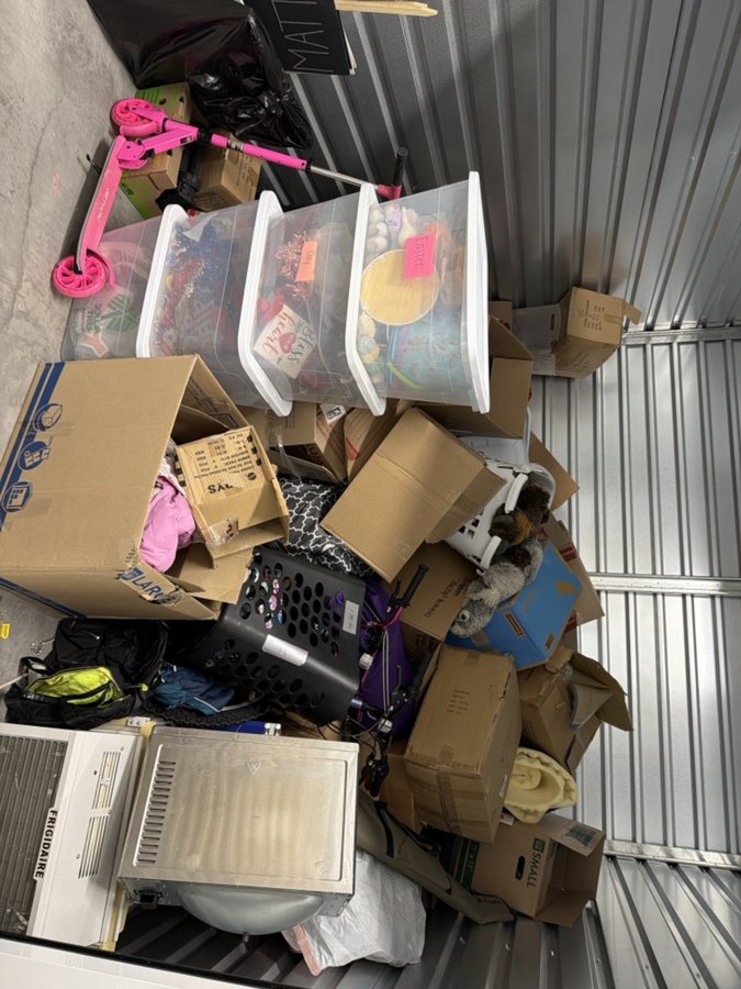 10 x 10 storage unit in Colorado Springs, CO