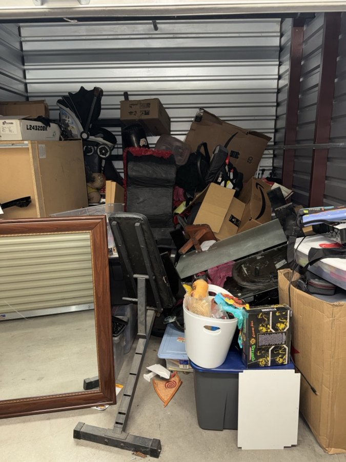10 x 10 storage unit in San Jose, CA