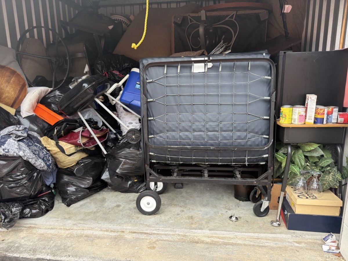10 x 10 storage unit in Petersburg, VA