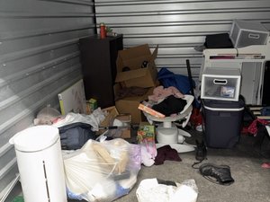 10 x 10 storage unit in San Jose, CA
