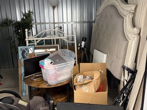 10 x 10 storage unit in Chester, VA