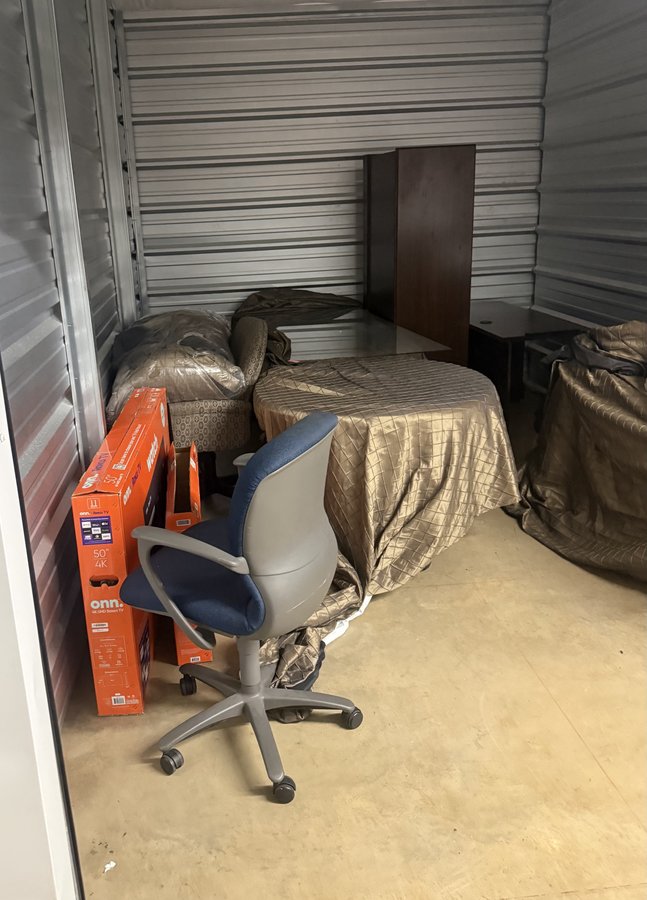 10 x 15 storage unit in Covington, TN