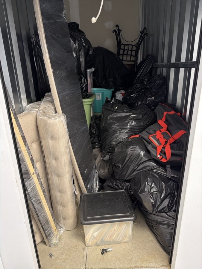 5 x 10 storage unit in Chester, VA