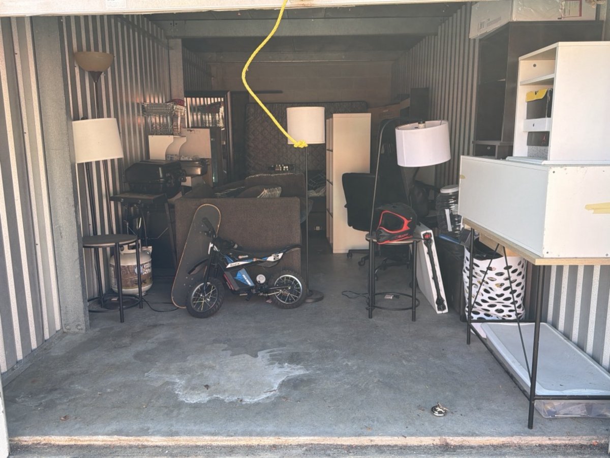 10 x 25 storage unit in Petersburg, VA