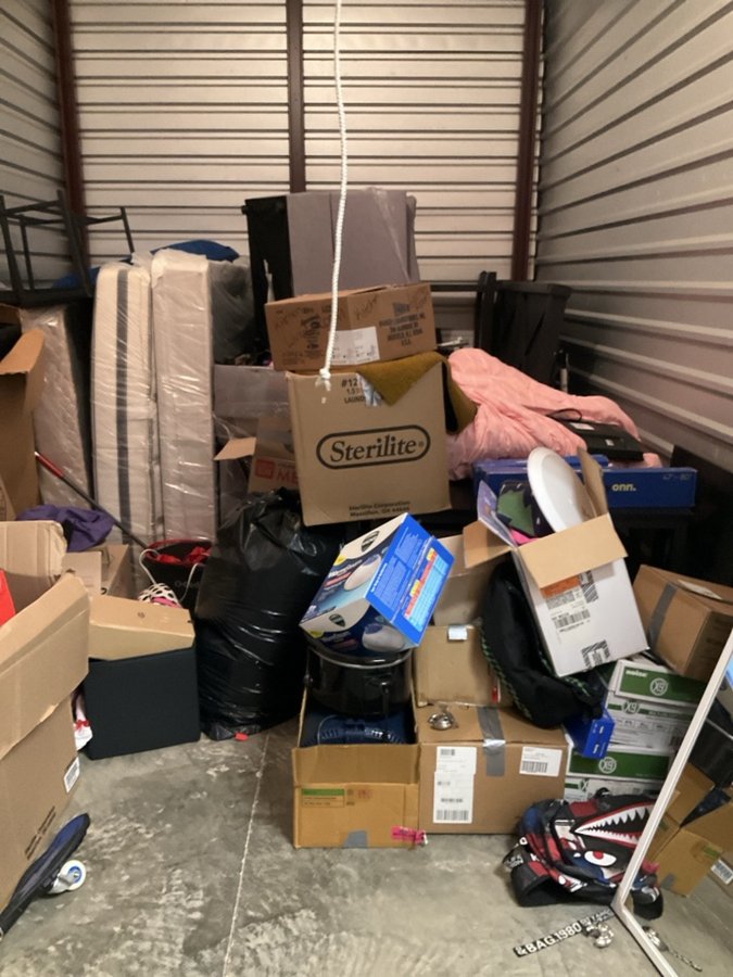 10 x 15 storage unit in Indianapolis, IN