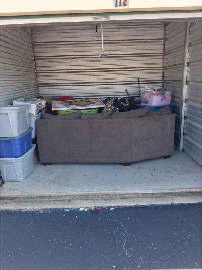 10 x 10 storage unit in Evansville, IN
