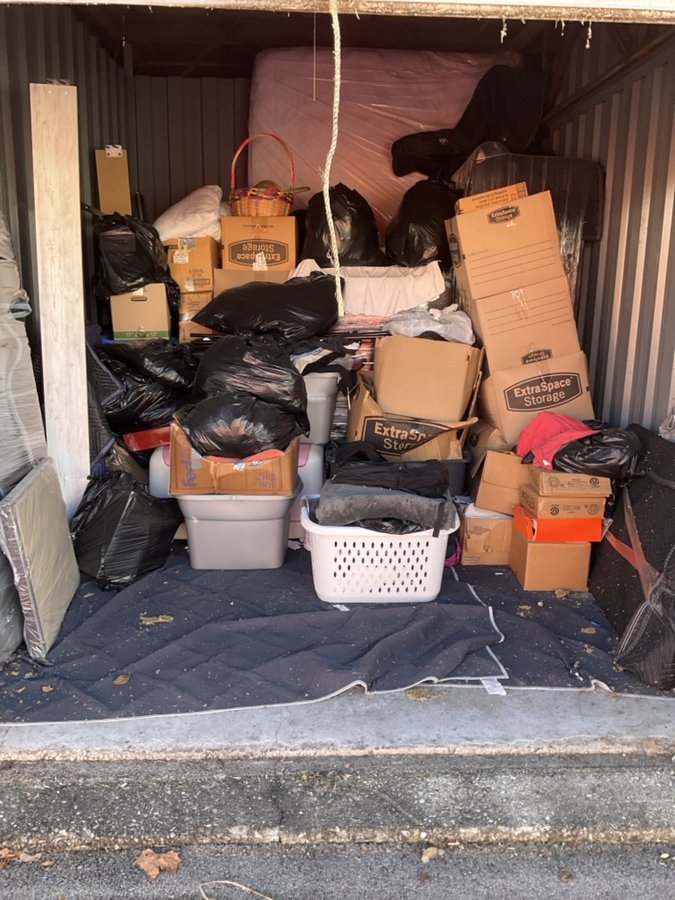 10 x 15 storage unit in Indianapolis, IN