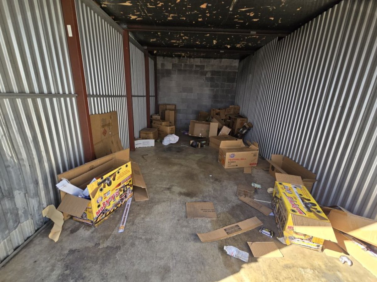 10 x 20 storage unit in Hyattsville, MD