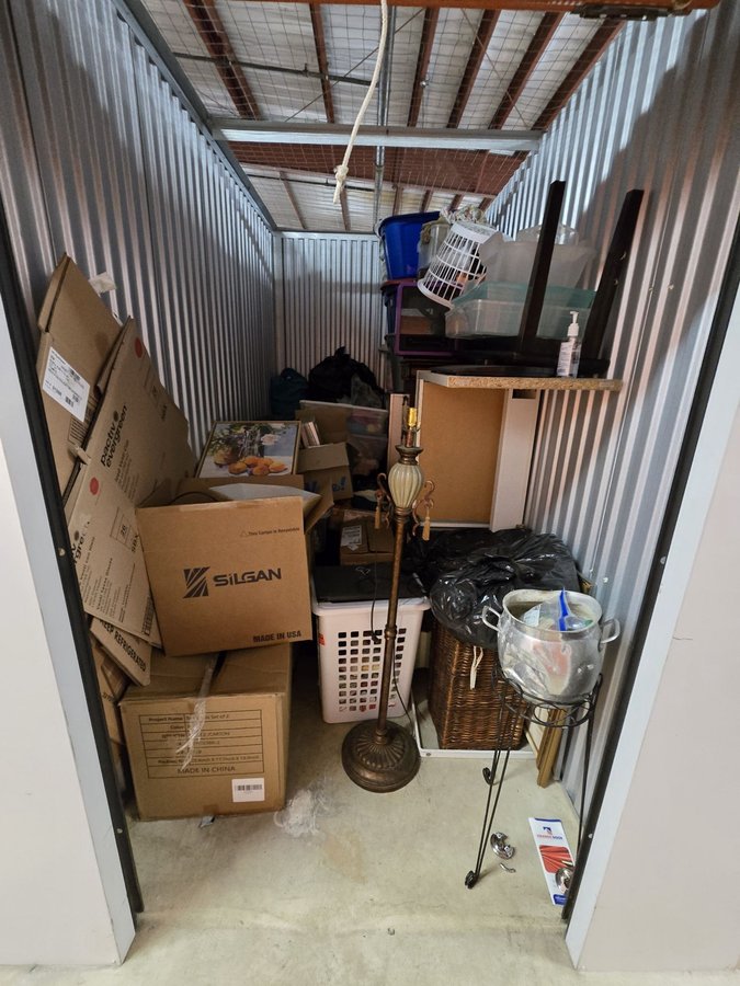 5 x 10 storage unit in Hyattsville, MD