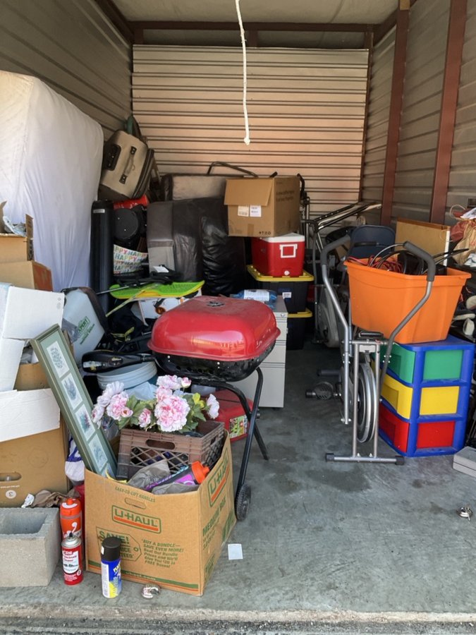 10 x 20 storage unit in Indianapolis, IN
