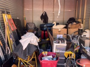 10 x 15 storage unit in Indianapolis, IN