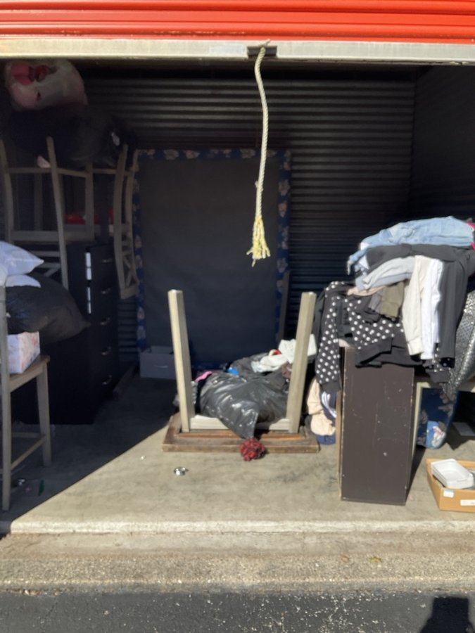 10 x 10 storage unit in Indianapolis, IN