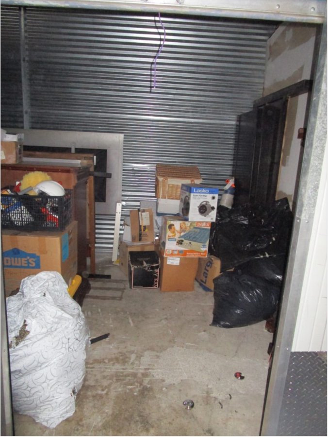 10 x 20 storage unit in Miami, FL