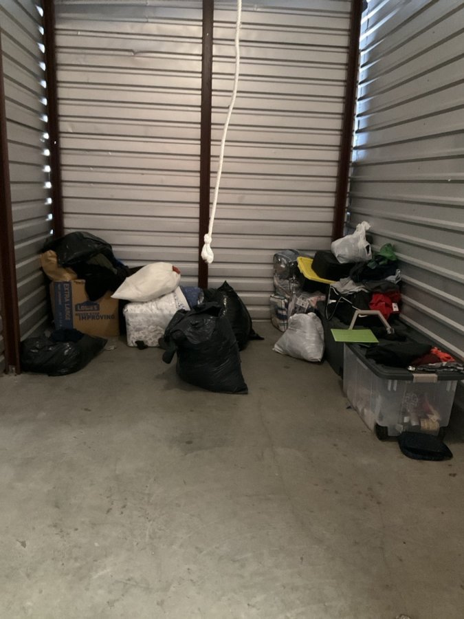 10 x 15 storage unit in Indianapolis, IN