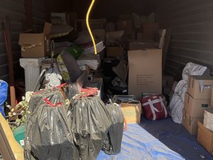 10 x 30 storage unit in Indianapolis, IN