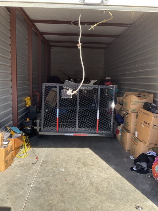 10 x 30 storage unit in Indianapolis, IN