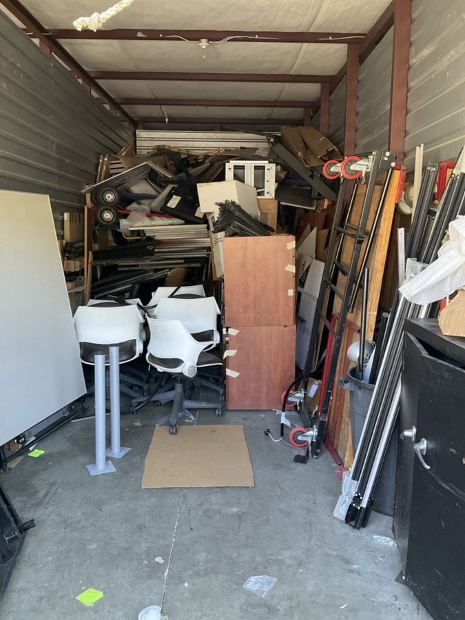 10 x 30 storage unit in Indianapolis, IN