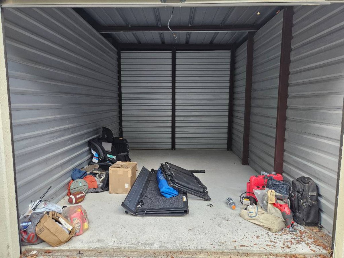 10 x 15 storage unit in San Antonio, TX