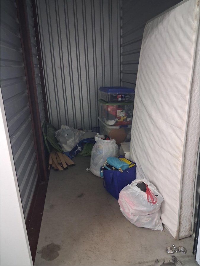 5 x 10 storage unit in Evansville, IN