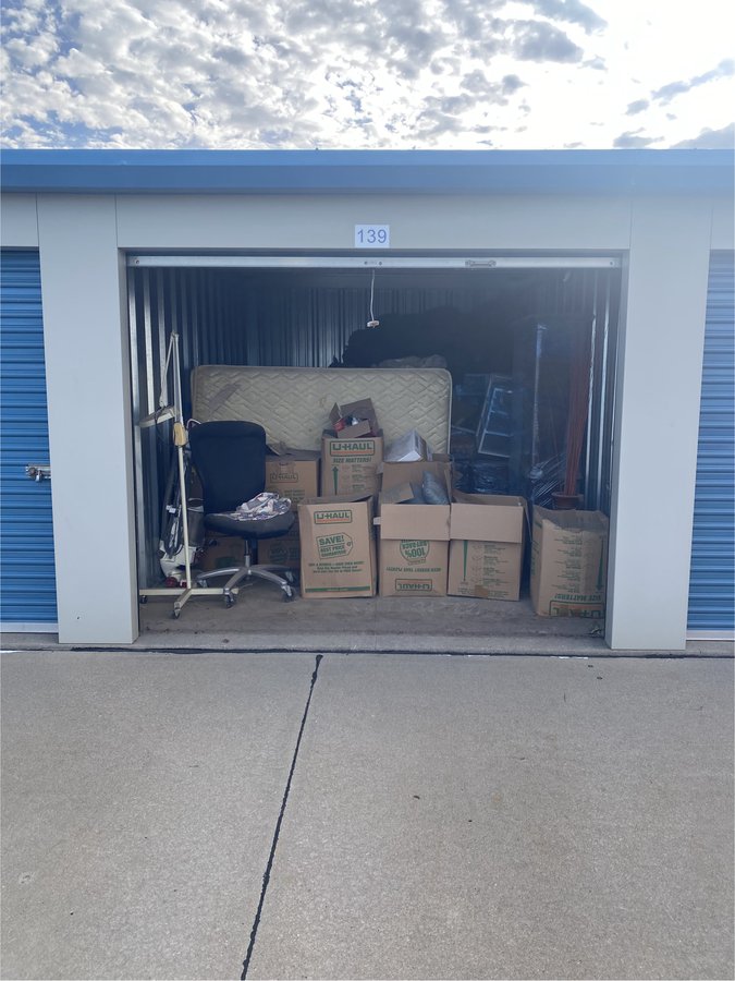 10 x 15 storage unit in Grand Island, NE