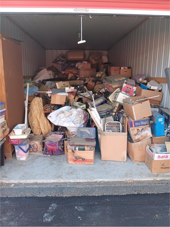10 x 25 storage unit in Evansville, IN