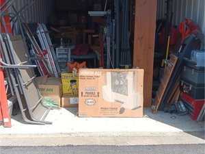 10 x 20 storage unit in Evansville, IN