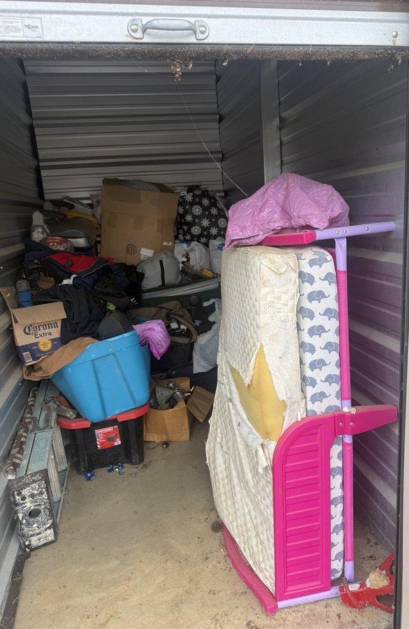 5 x 10 storage unit in Covington, TN