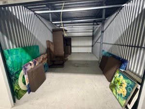 10 x 20 storage unit in Orlando, FL